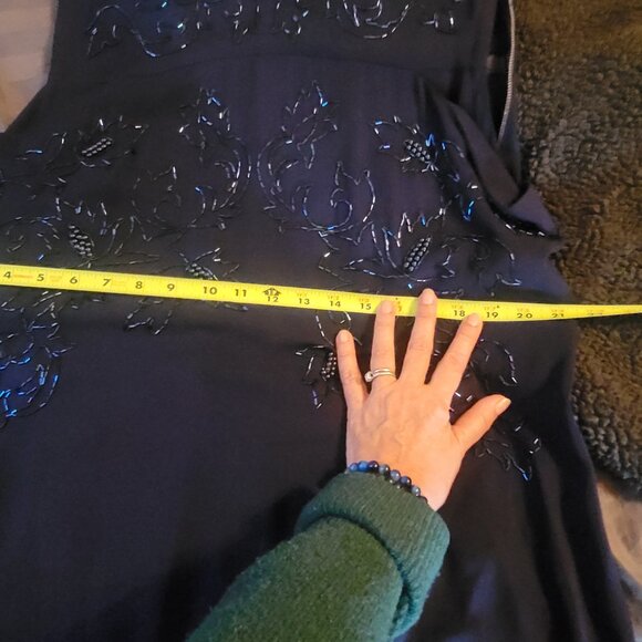 Vintage hand-beaded navy blue cocktail dress; approx. size 4-6 (s) - Picture 15 of 16